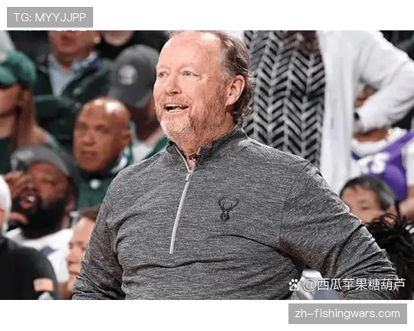 特写:雄鹿队主场为功勋教练布登霍尔泽播放致敬视频 特写:雄鹿队主场为功勋教练布登霍尔泽播放致敬视频